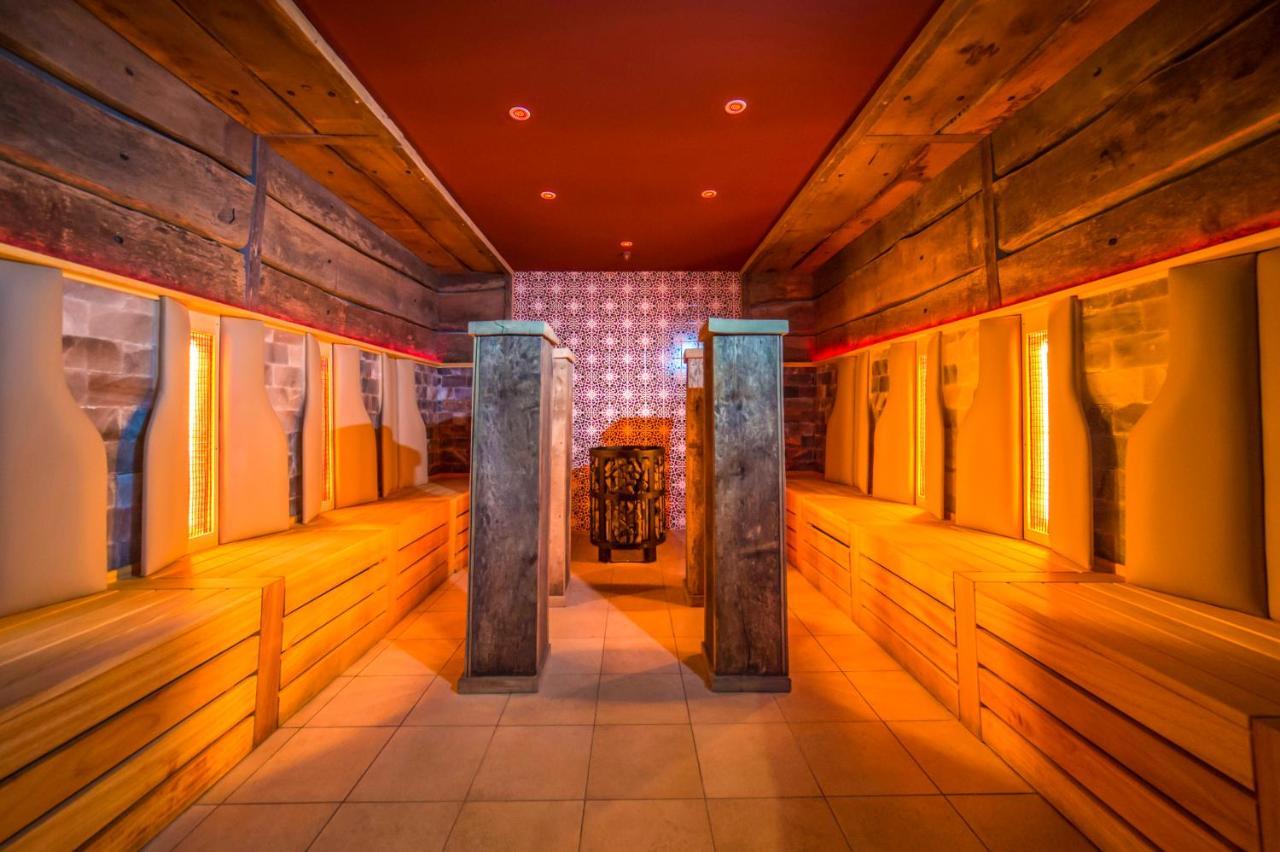 Meses Shiraz Hotel Superior-Adults Only Egerszalók Dış mekan fotoğraf