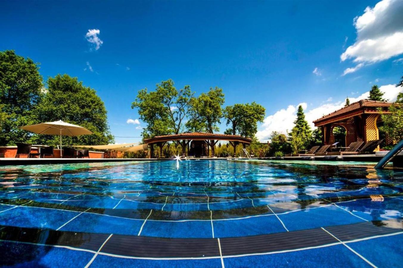 Meses Shiraz Hotel Superior-Adults Only Egerszalók Dış mekan fotoğraf
